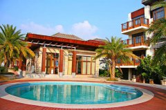 <b>別墅泳池如何進(jìn)行清理維護(hù)？</b>