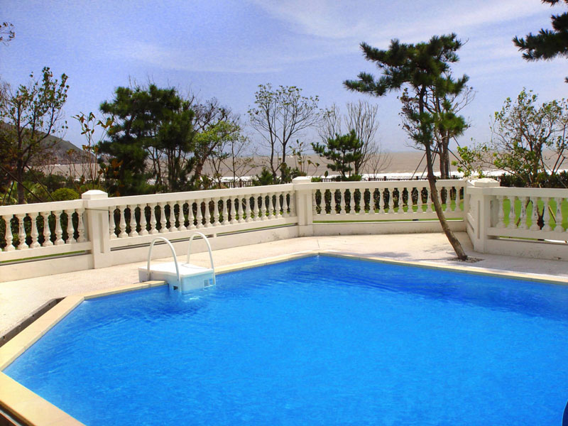 <b>豪華別墅私家游泳池設(shè)計(jì)公司哪家好？</b>